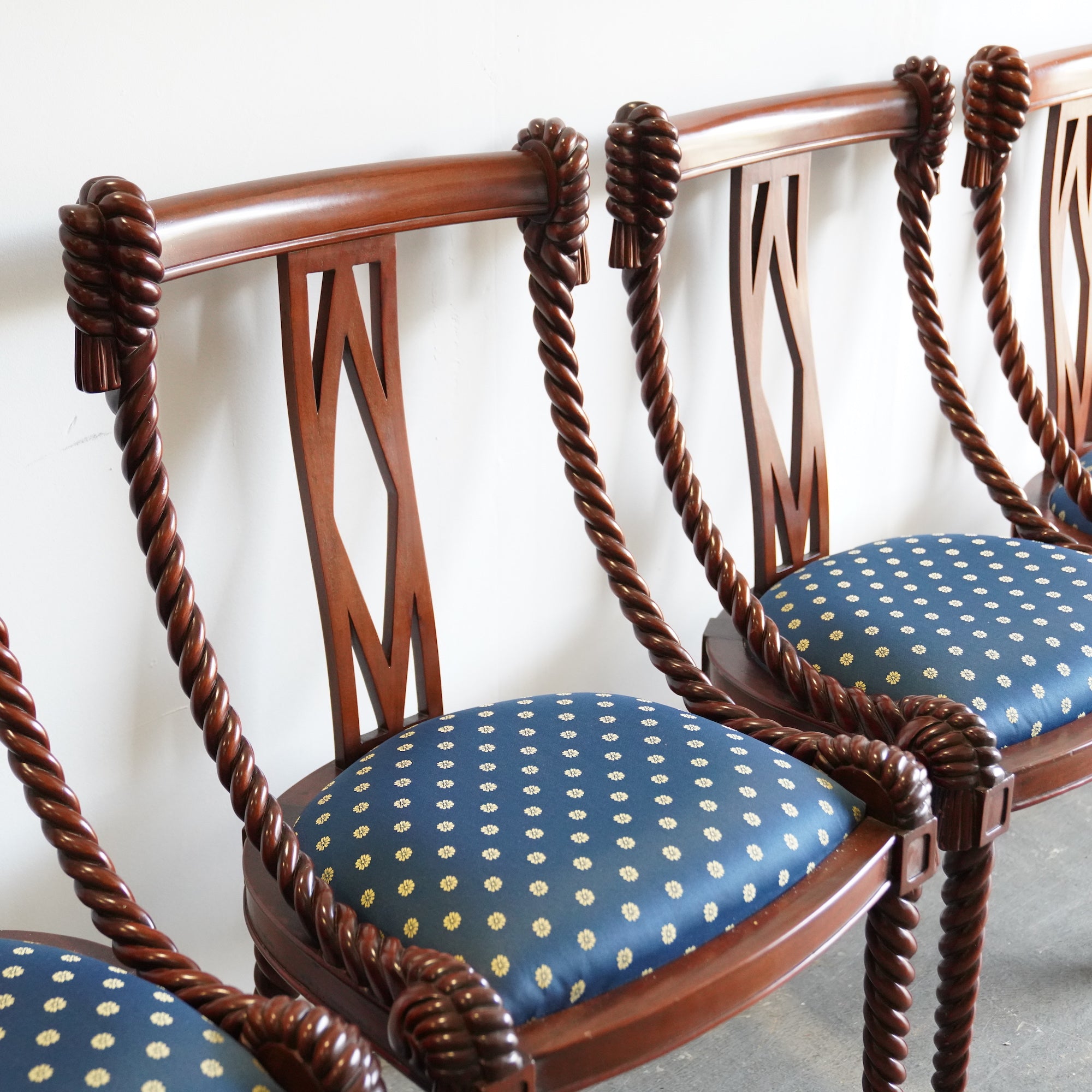 Vintage rope online chair