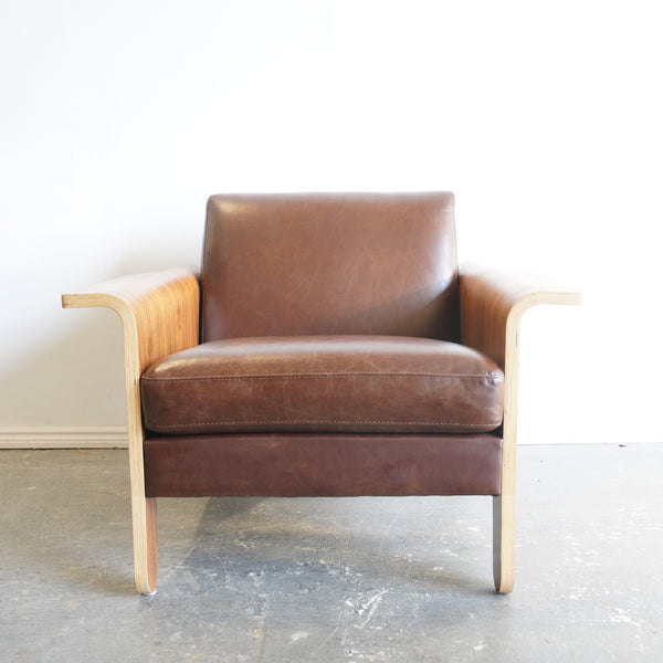 Gus Modern Lodge leather lounge Chair