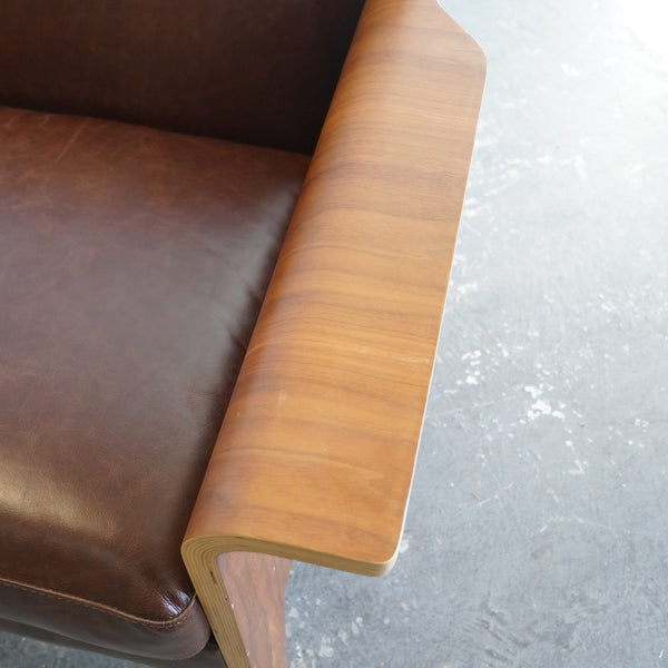 Gus Modern Lodge leather lounge Chair