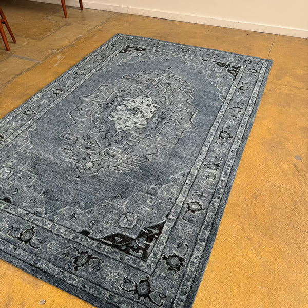 Serena and Lily Gresham 6X9 Hand Tufted Rug (New Condition)