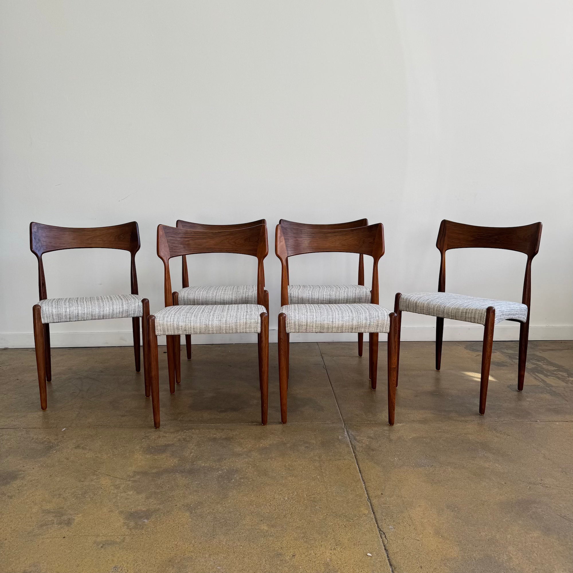 Danish Modern Rosewood set of 6 Chairs by Bernhard Pedersen & Son (New Upholstery)