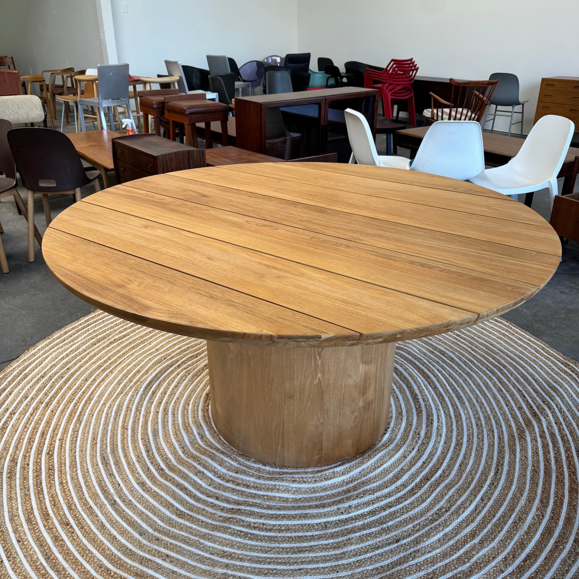 Restoration Hardware Oslo Teak Outdoor 60' Round Dining Table