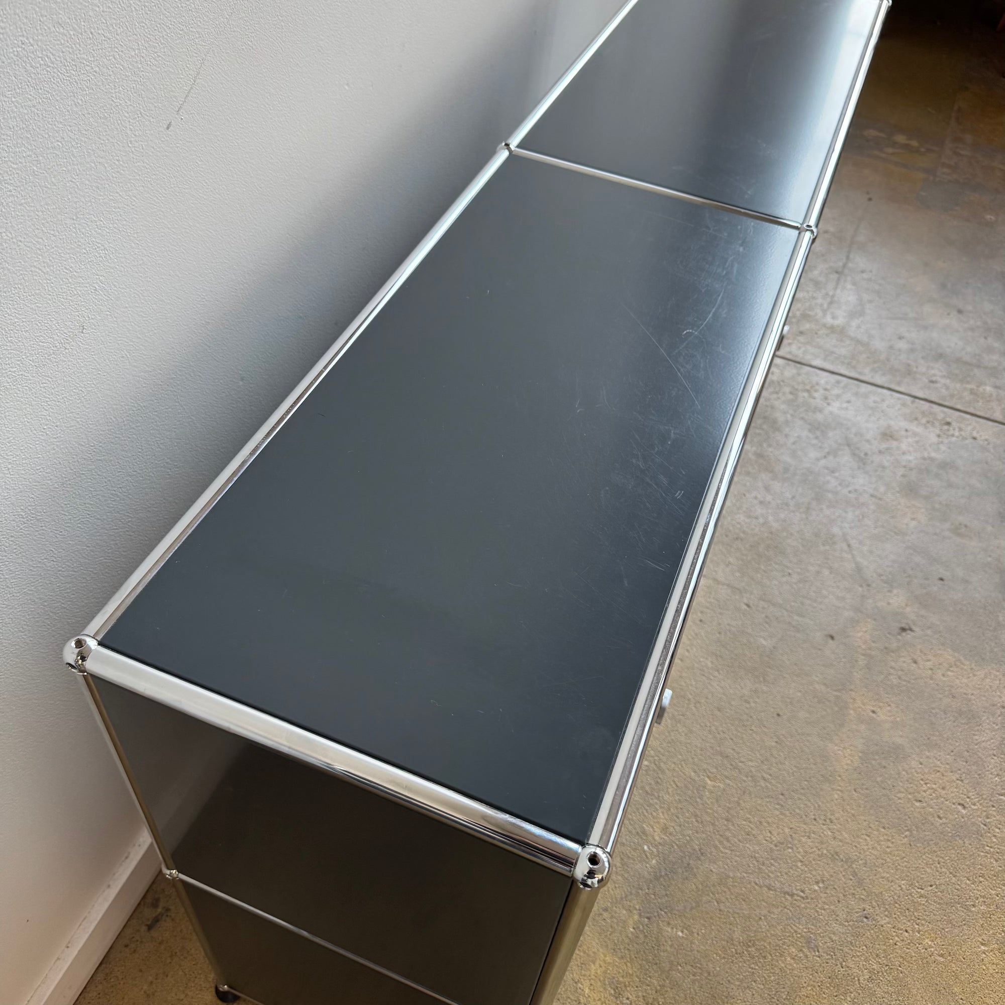 USM Haller C2A Credenza (Anthracite Grey)