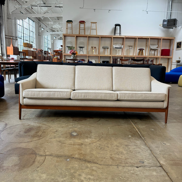 Danish Modern Folke Ohlsson for Dux with premium HBF Fabric