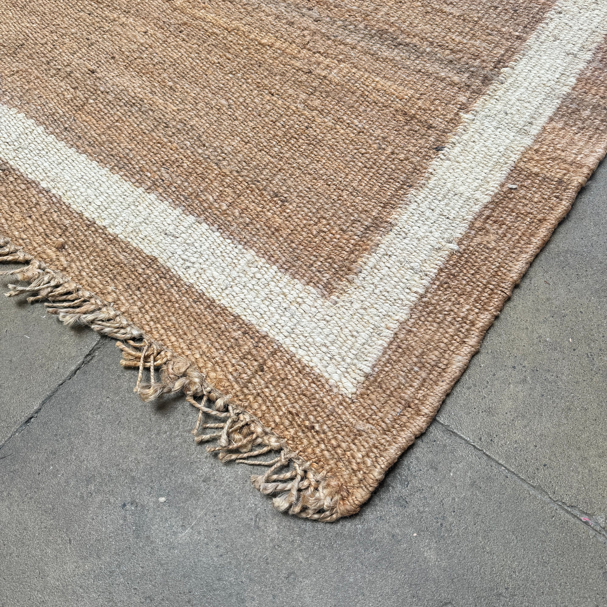 New! Serena and lily Jute Border Rug 6X9 ( Ivory )