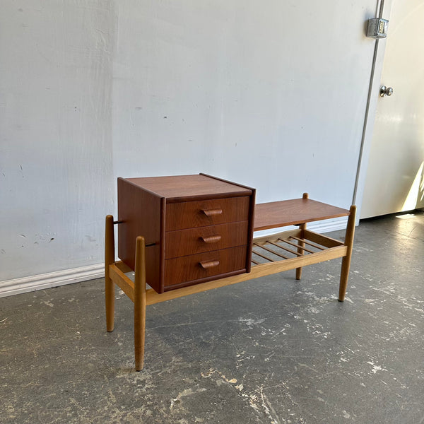 Danish Modern Arne Wahl  "Spectrum", Teak Entry Way bench with Storage