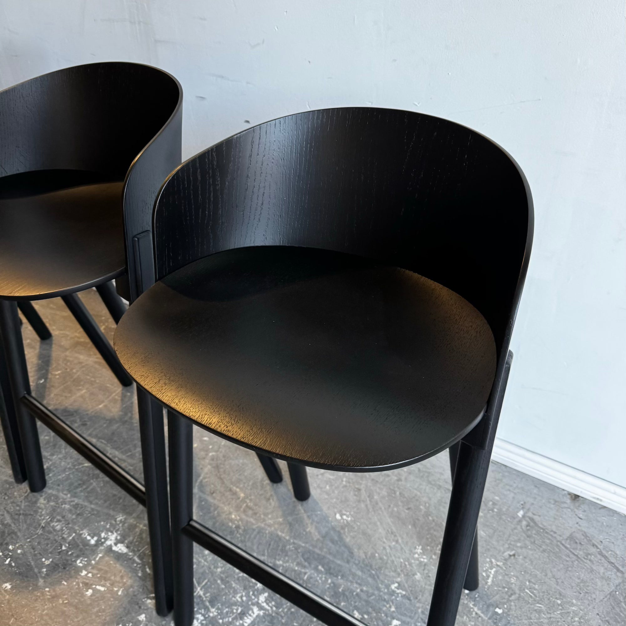 e15 OTHER Wood set of 5 Bar stools by Stefan Diez