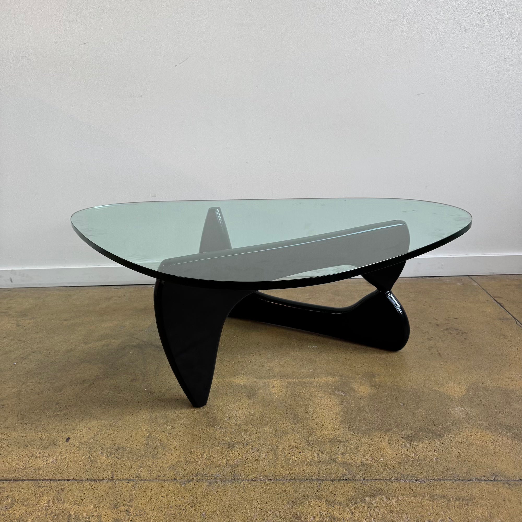 Authentic! Herman Miller Noguchi Coffee table