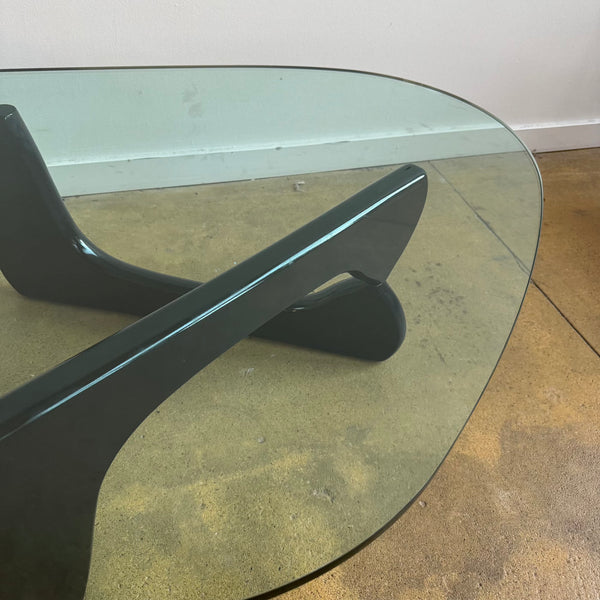 Authentic! Herman Miller Noguchi Coffee table