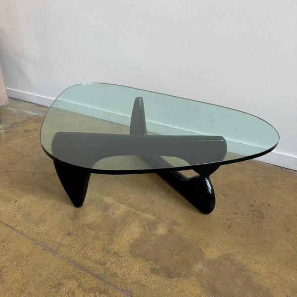 Authentic! Herman Miller Noguchi Coffee table