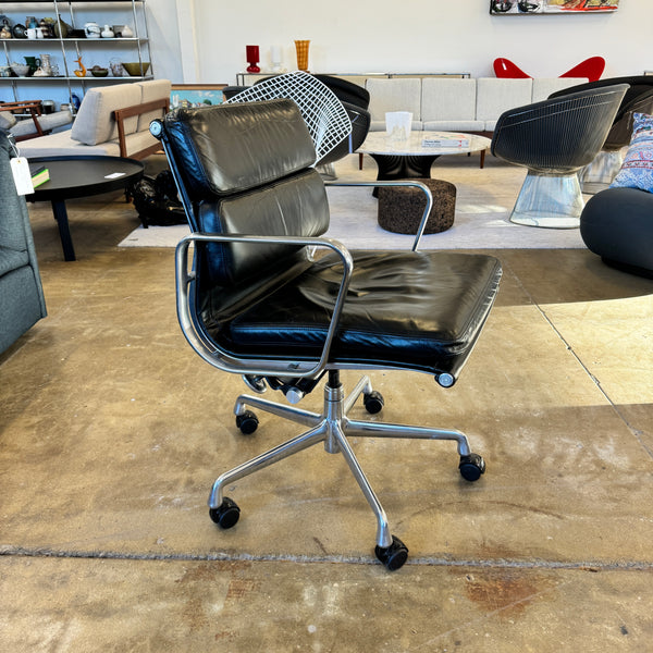 Vintage Eames softpad chair by Herman Miller