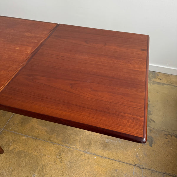 Danish Modern Expandable Dining Table by Johannes Andersen for Uldum Møbelfabrik