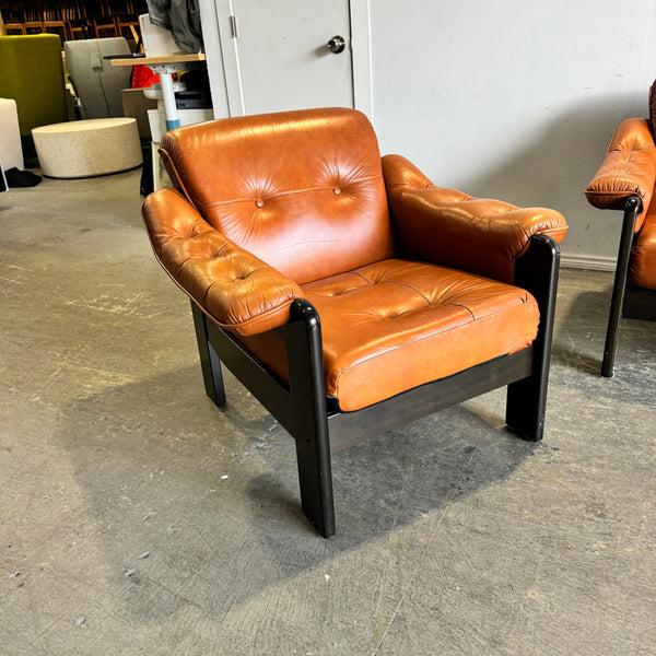 Vintage Swedish Sofa with two matching lounge chairs