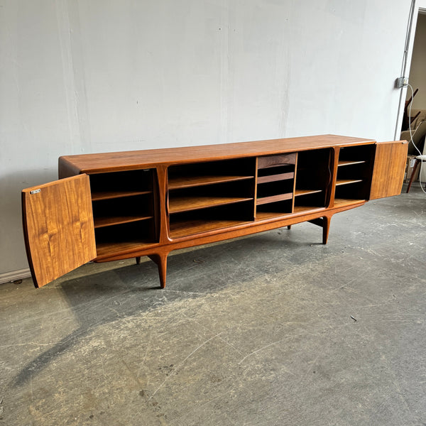 Danish Modern U16 Sideboard in Teak by Johannes Andersen for Uldum Mobelfabrik