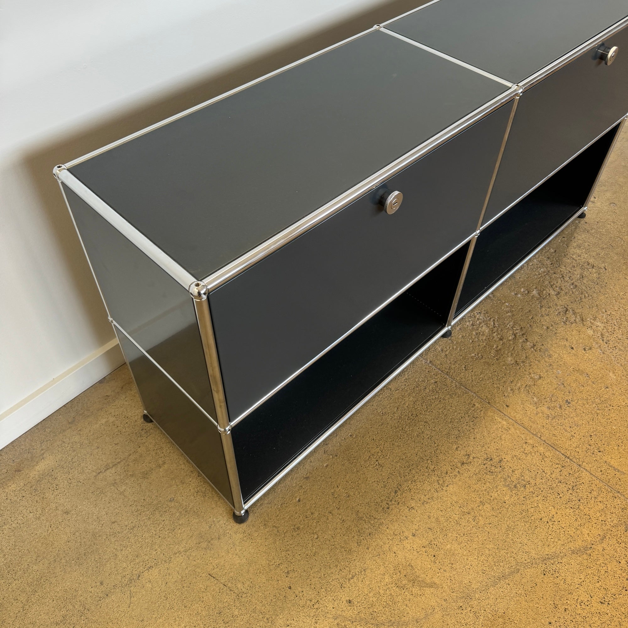 USM Haller C2A Credenza (Anthracite Grey)