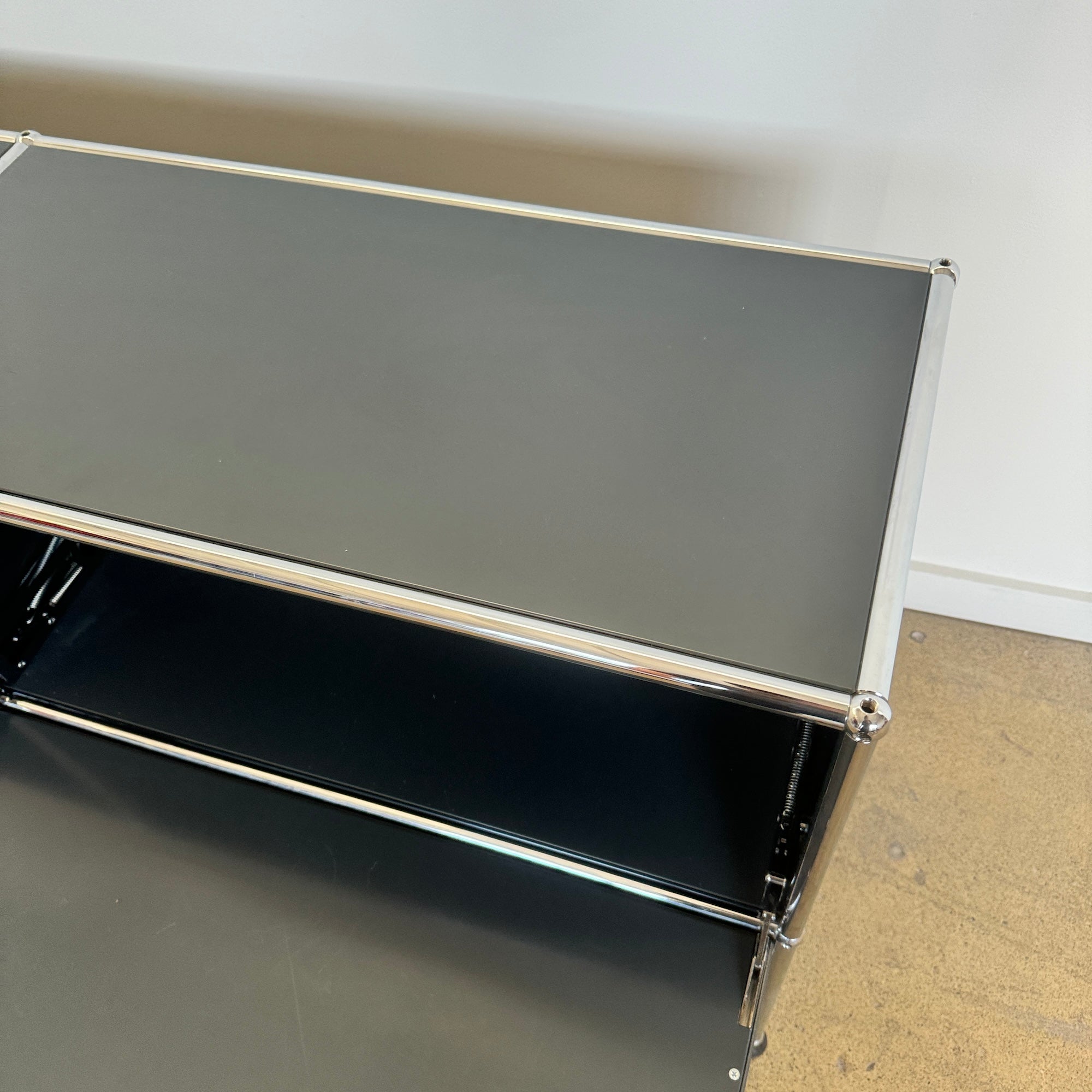 USM Haller C2A Credenza (Anthracite Grey)