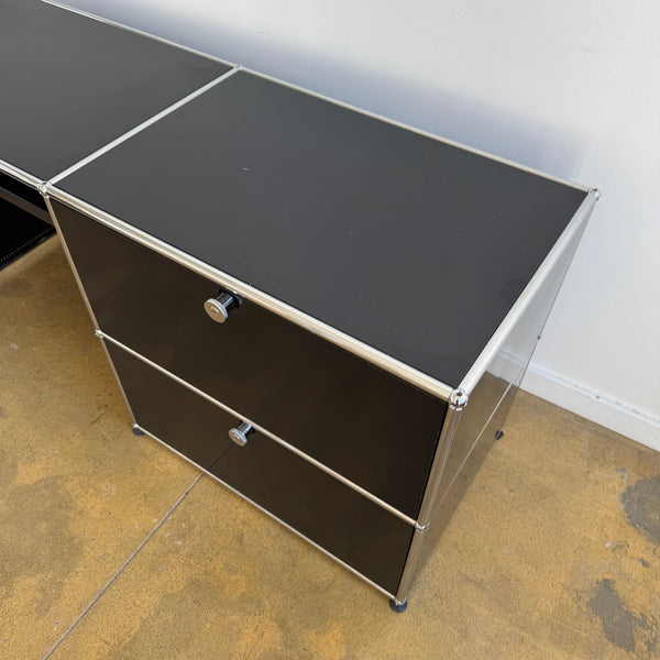 USM Haller 2X2 Desk (Graphite Black)