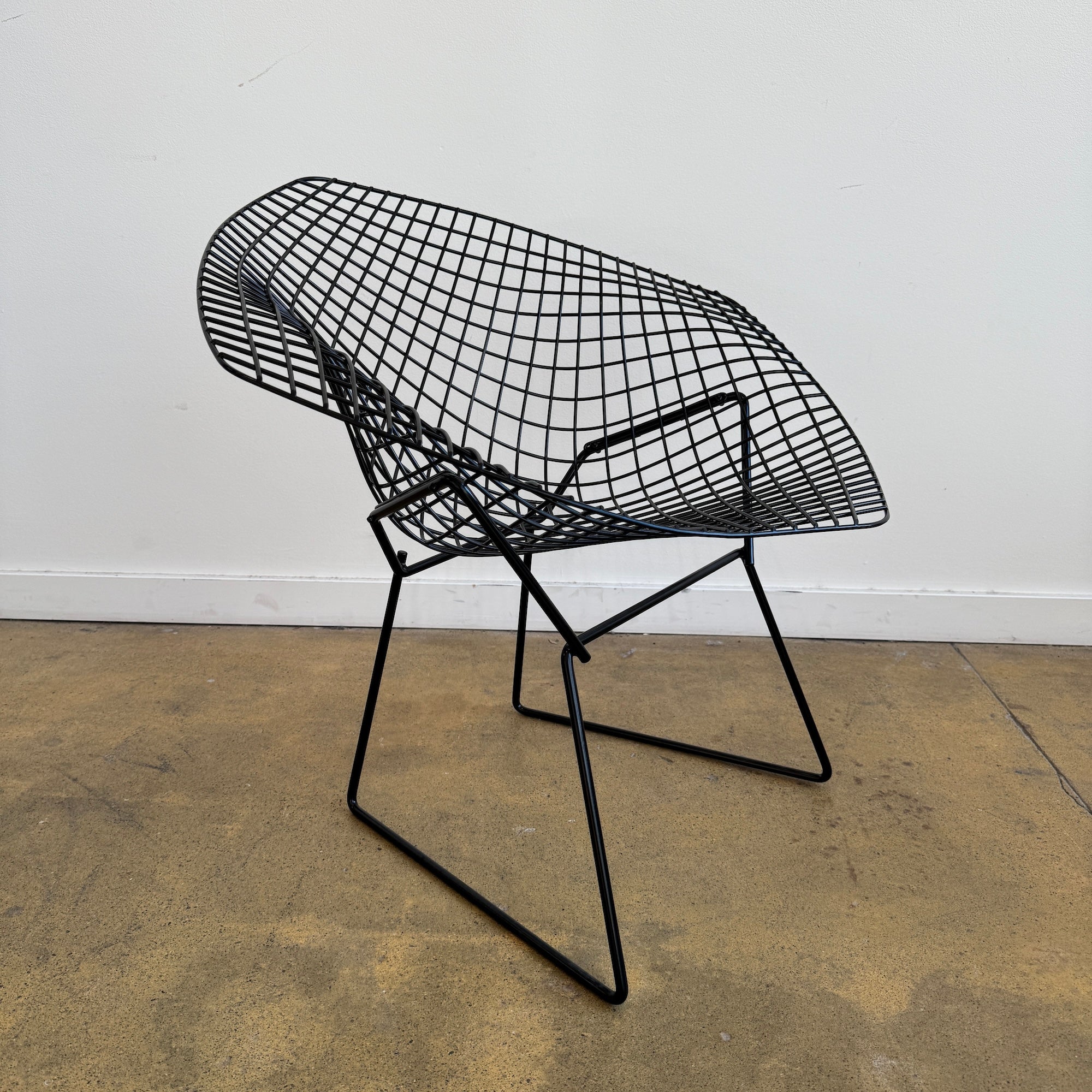 Authentic Knoll Bertoia Diamond Indoor / Outdoor Chair (Black)