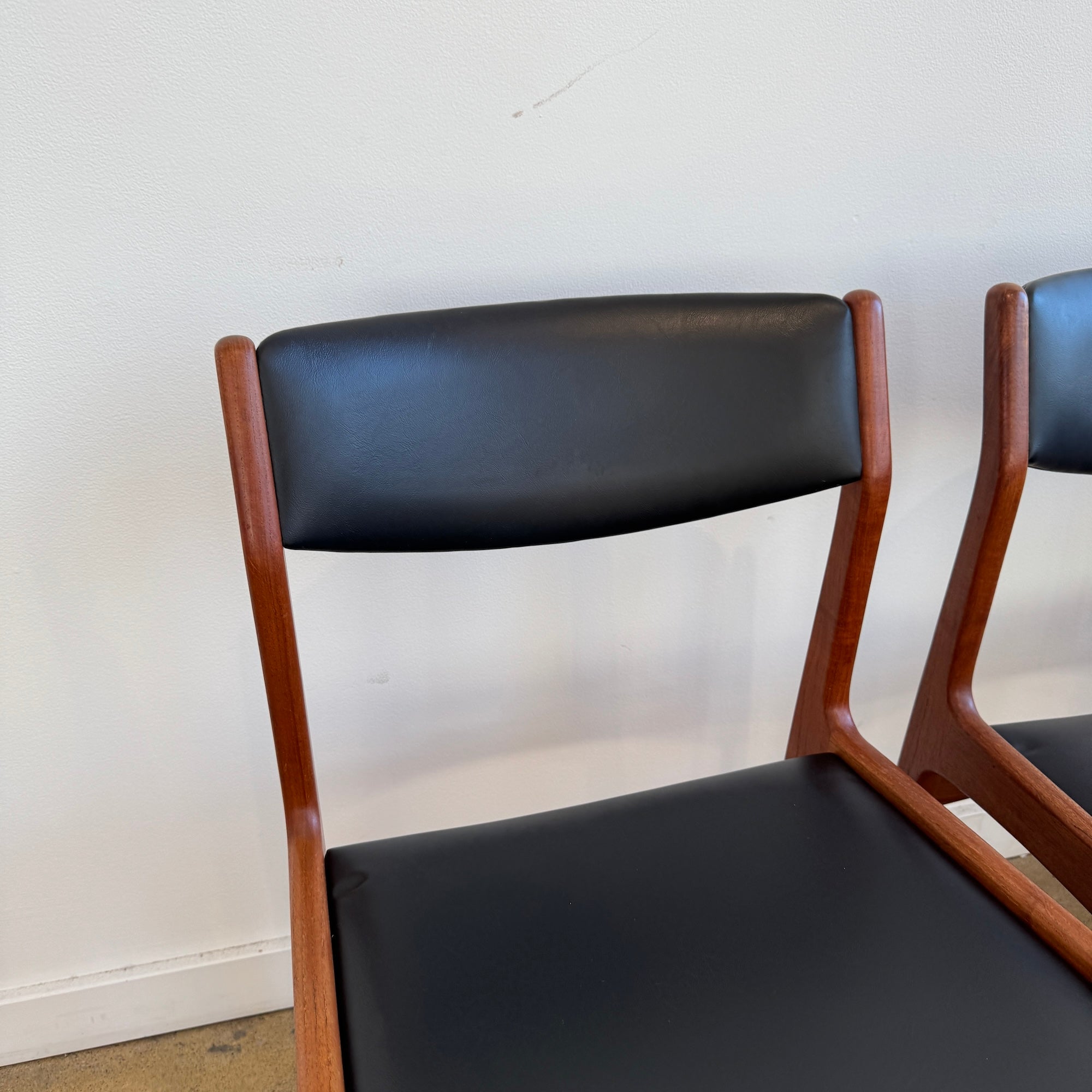 Danish Modern Teak set of 4 dining chairs by Erik Buch