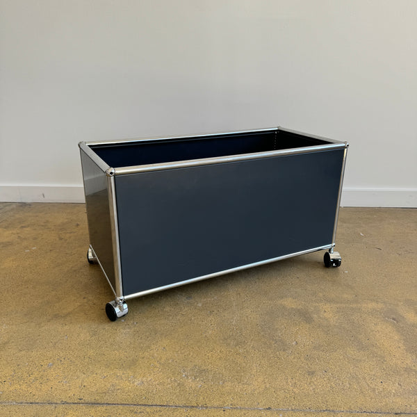 USM Haller Storage Box (Anthracite Grey)