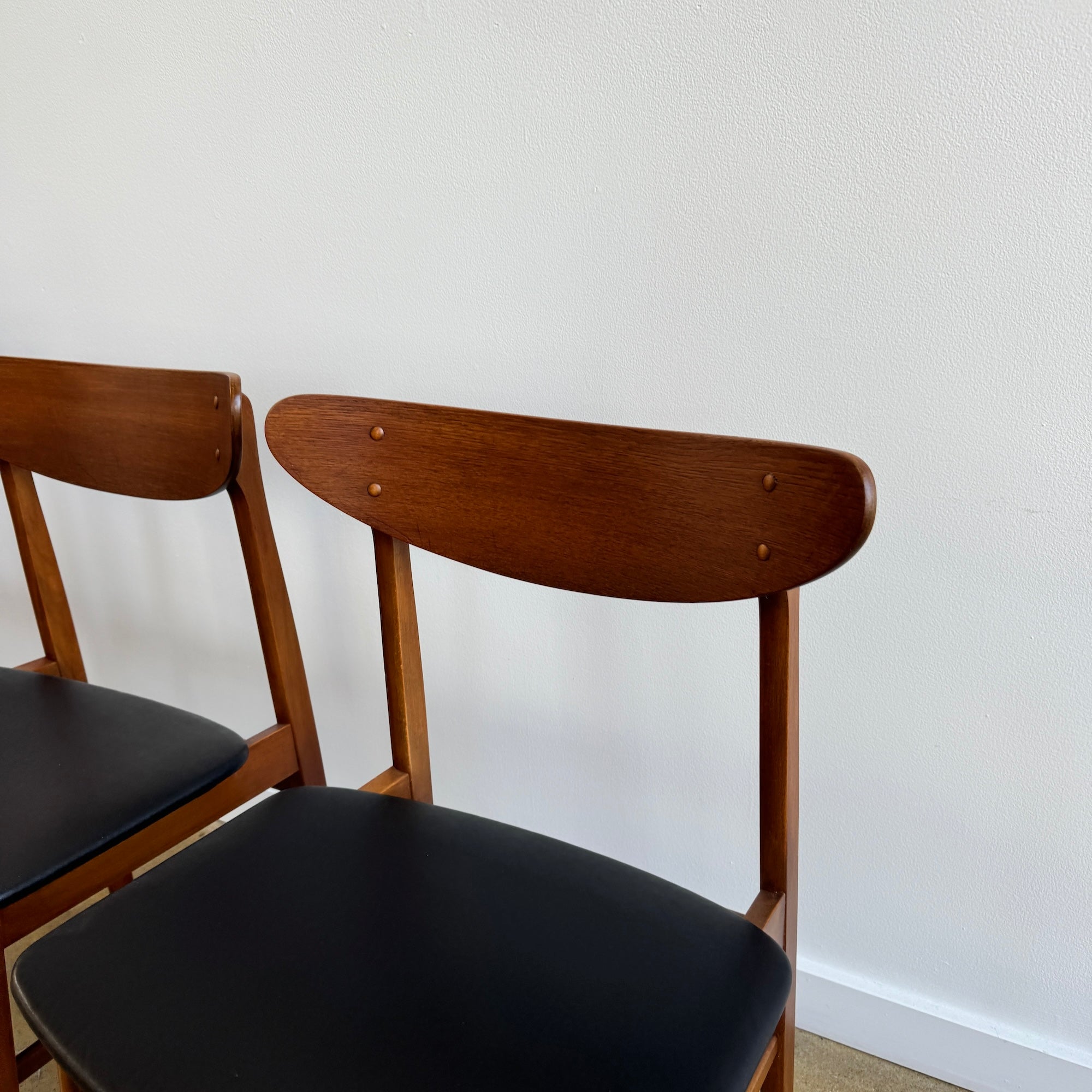 Danish Modern Set of 4 Farstrup Model 210 Dining chairs (Black Upholstery)