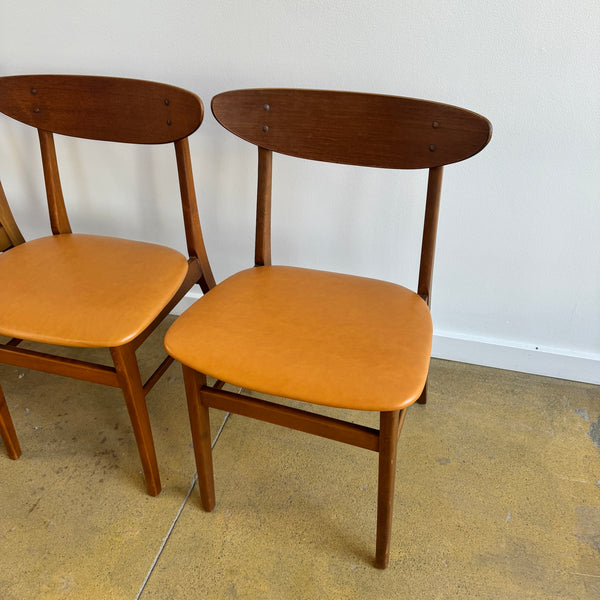 Danish Modern Set of 4 Farstrup Model 210 Dining chairs