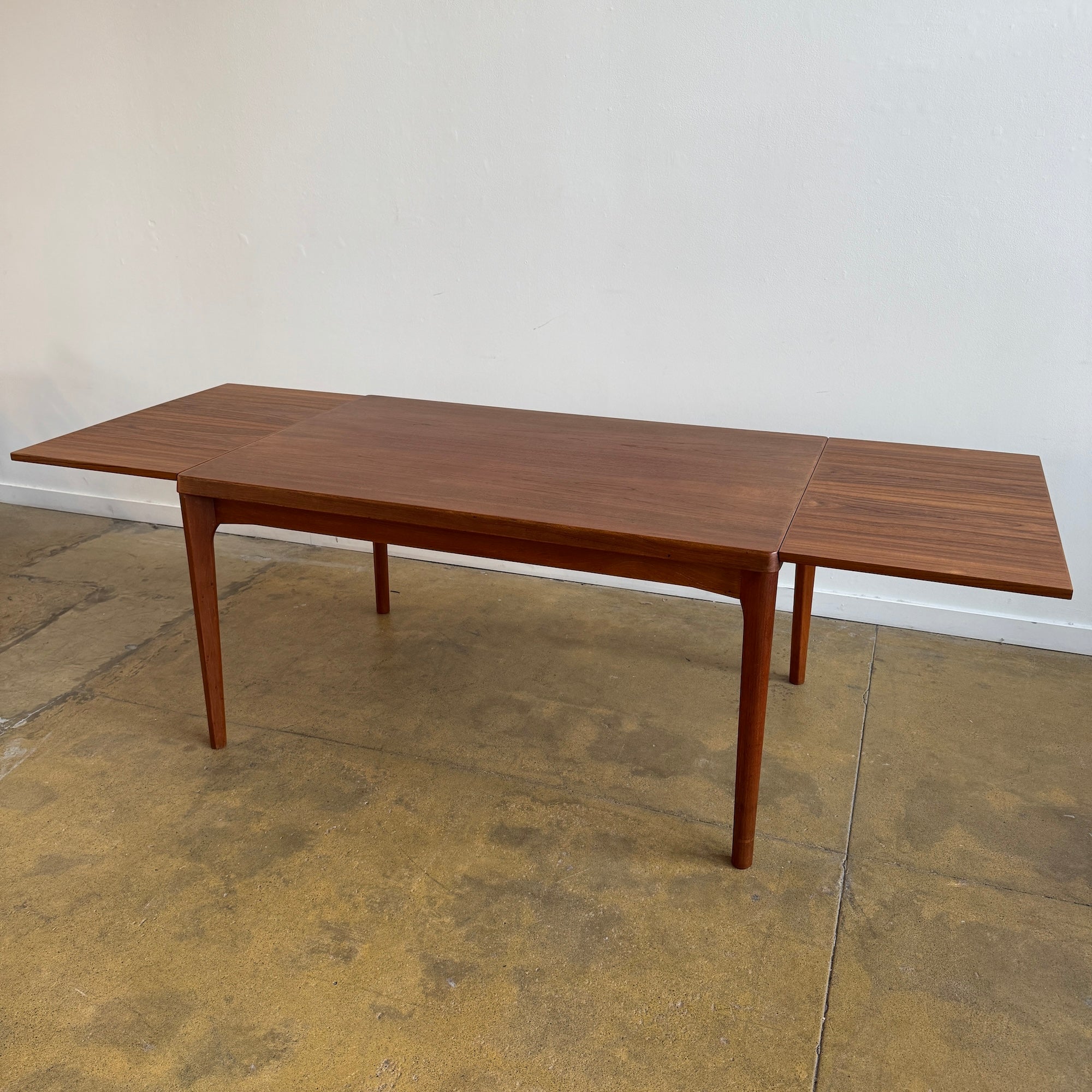 Danish Modern Teak Expandable Table by Henning Kjærnulf (Refinished)