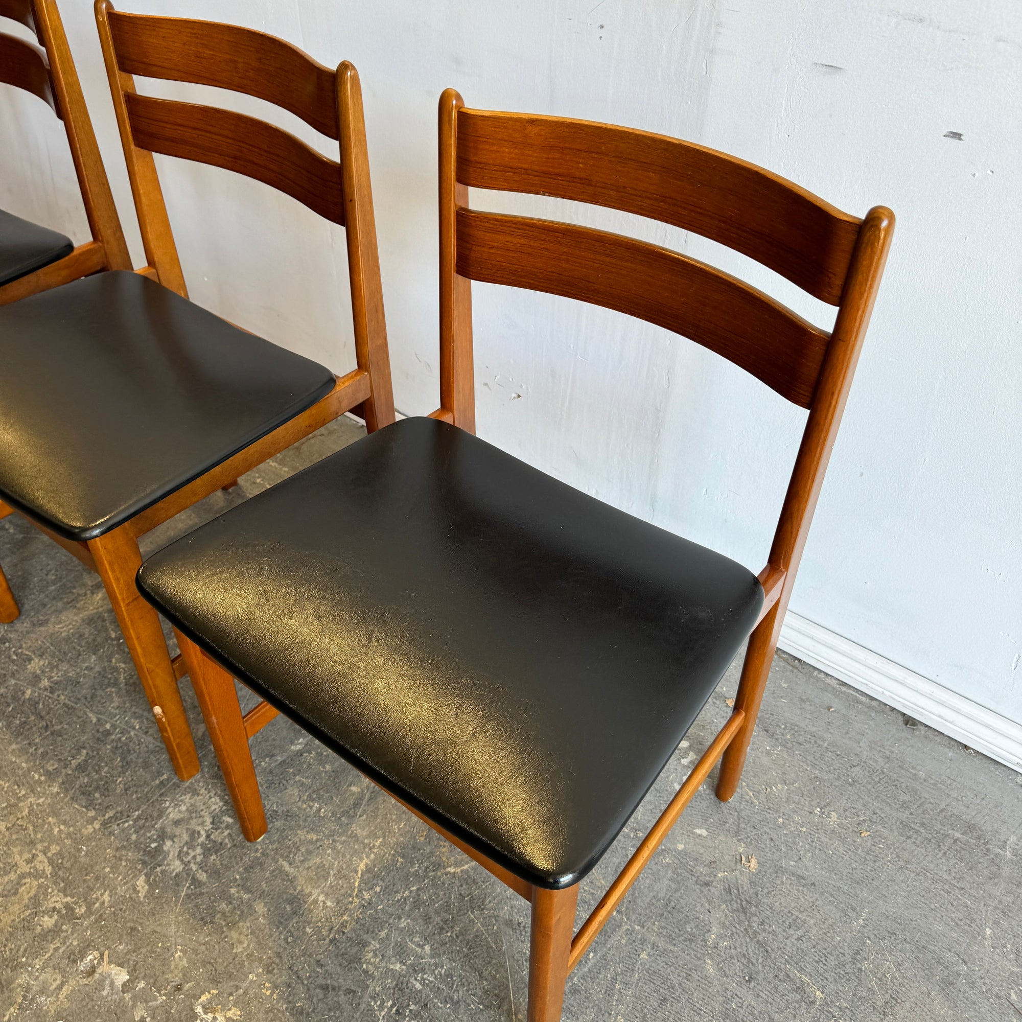 Danish Modern Set of 4 BS Design Dining chairs for BS Møbler