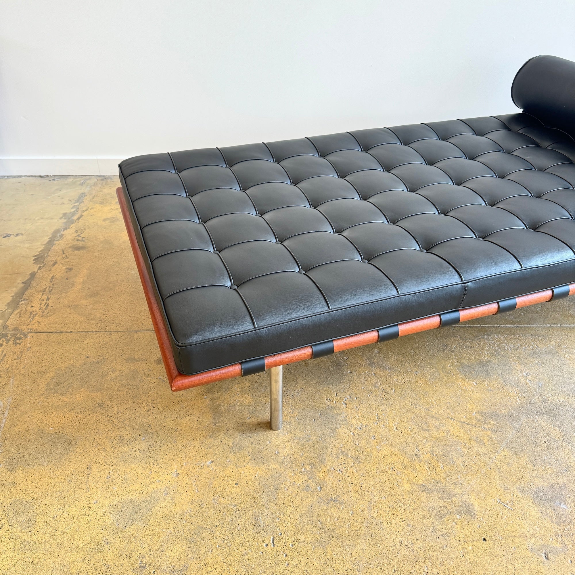 Authentic! Knoll Mies Van Der Rohe Barcelona Daybed