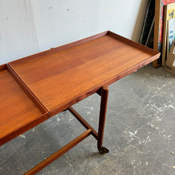 Danish Modern Poul Hundevad Expandable Teak Bar Cart