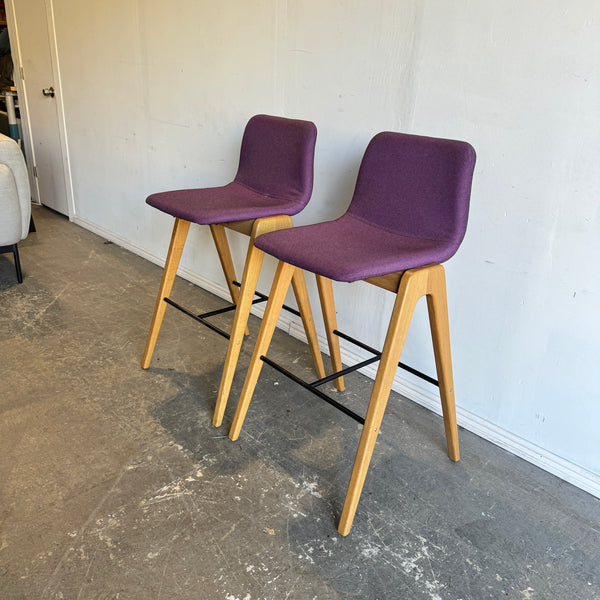 Herman Miller Naughtone Viv set of 2 Barstools