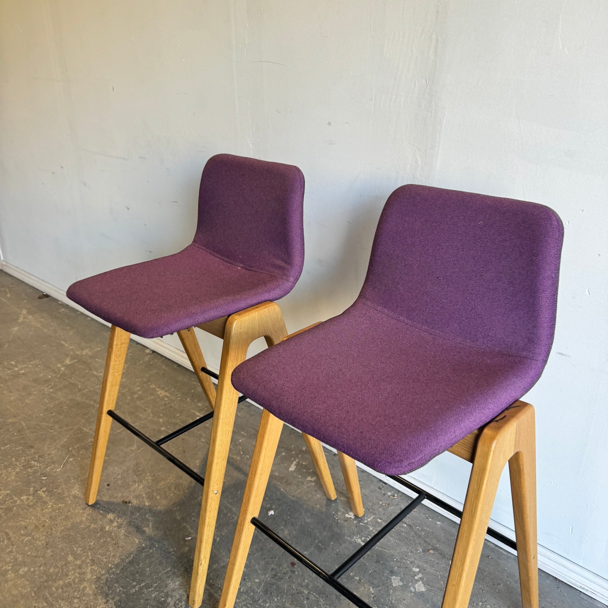 Herman Miller Naughtone Viv set of 2 Barstools