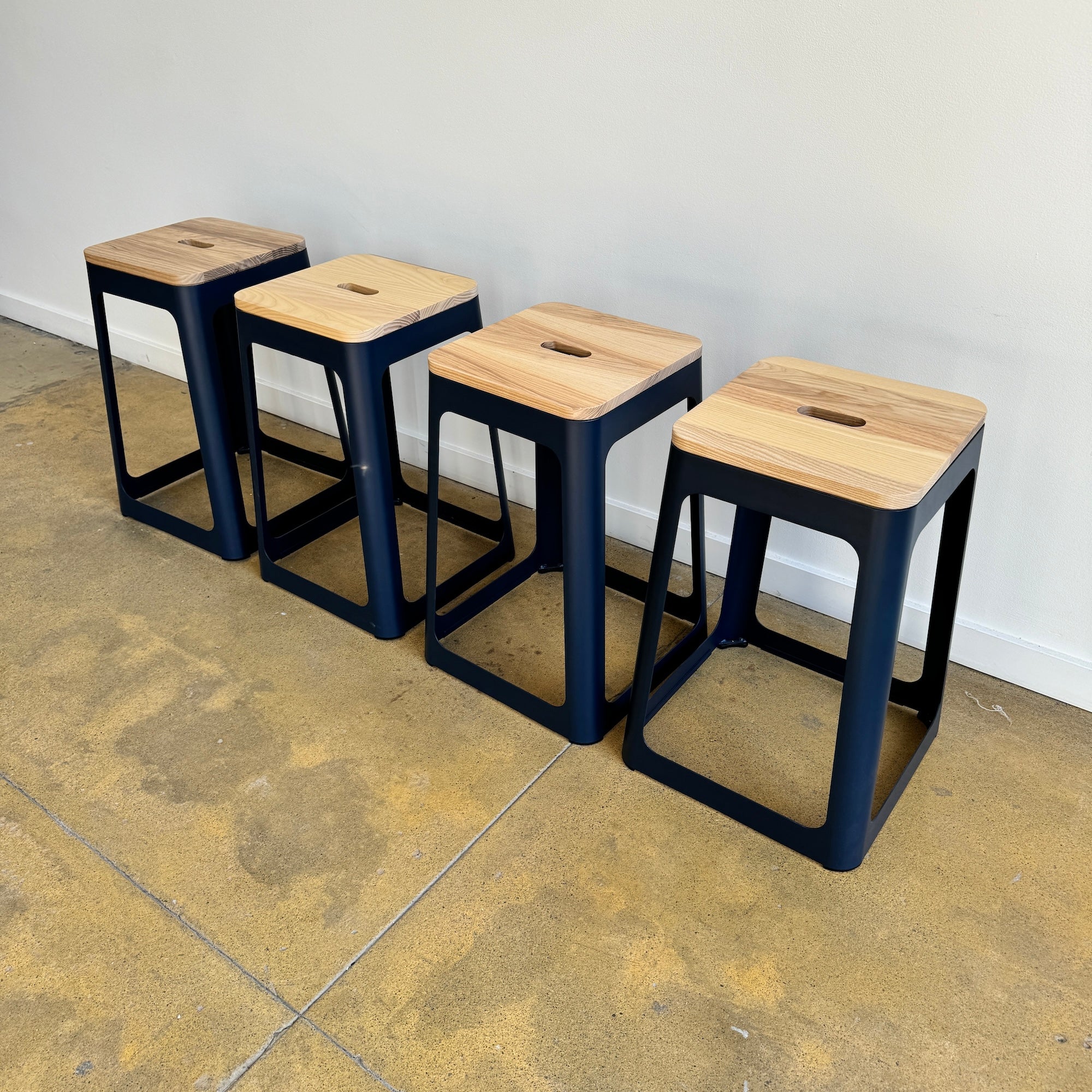 High Tower Jaxson set of 4 Counter Stools