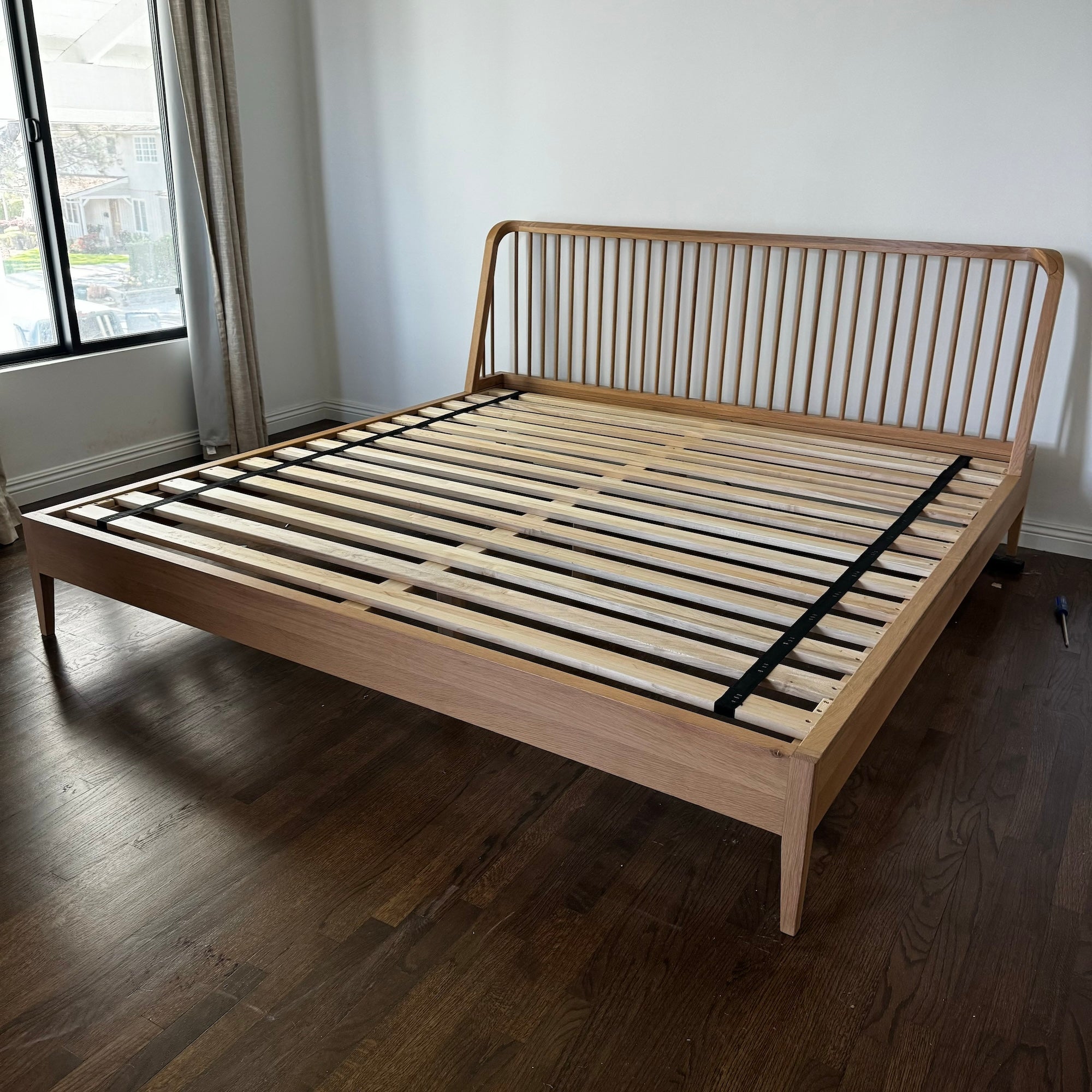 Rejuvenation Perkins Spindle Oak King Bed