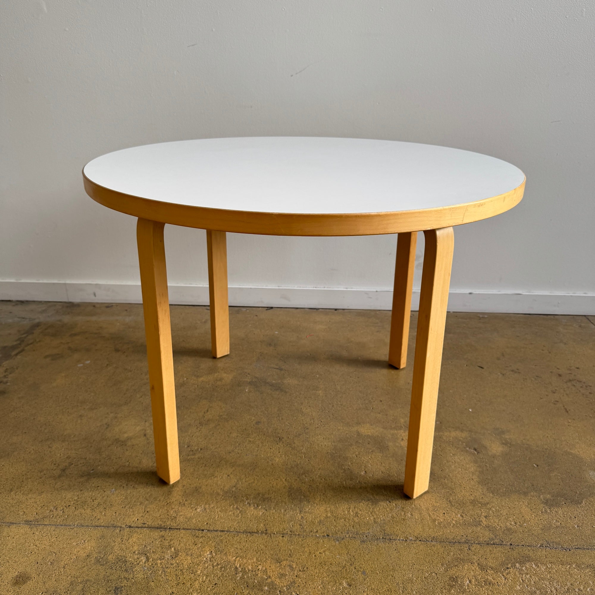 Artek Aalto Laminate Round table "90A"