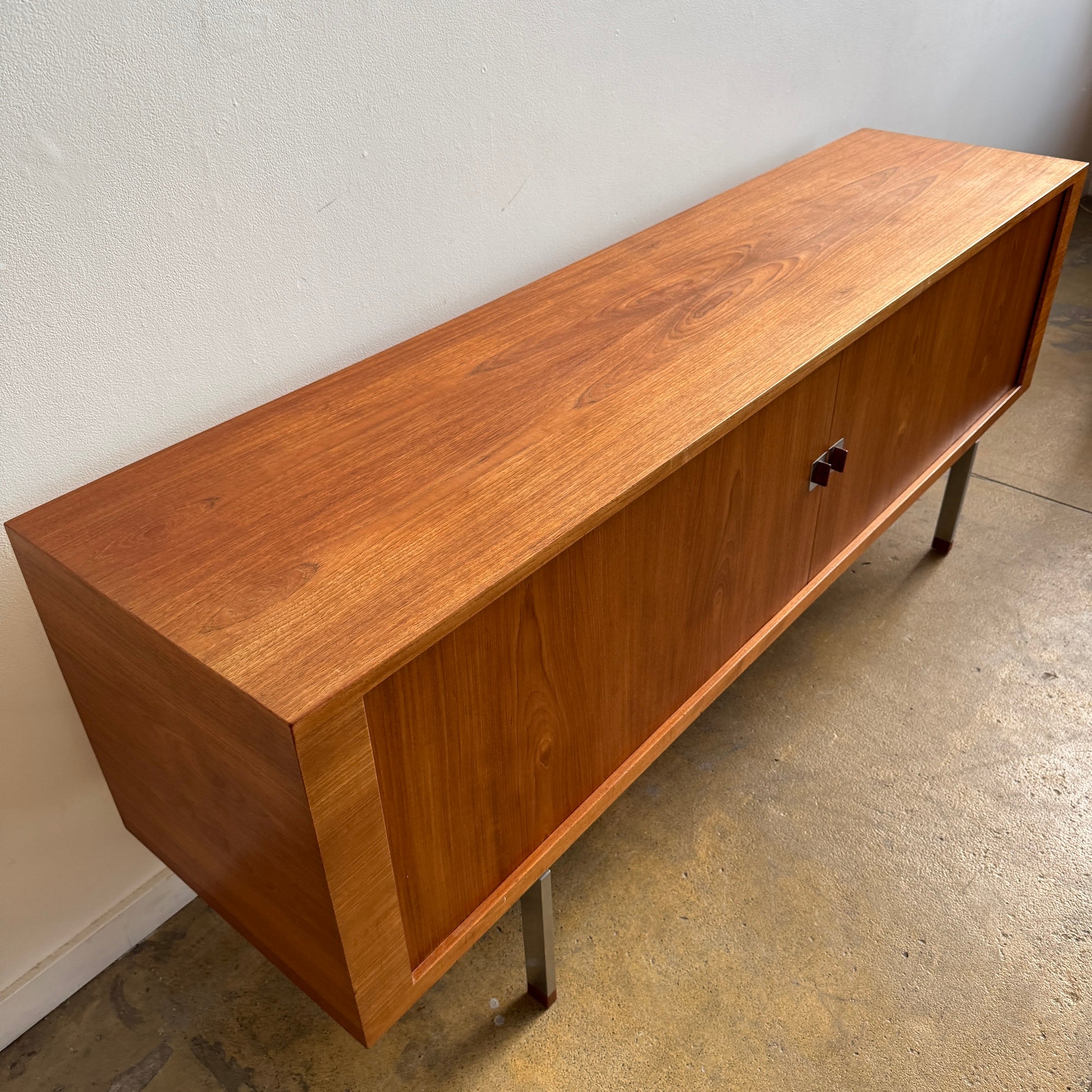 Danish Modern Hans Wegner RY-25 Sideboard 1960s