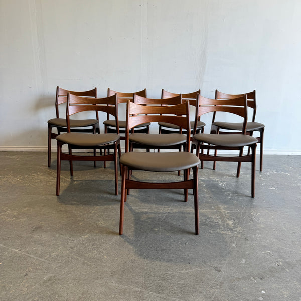 Danish Modern Erik Buch Set of 8 Model 310 Teak dining chairs