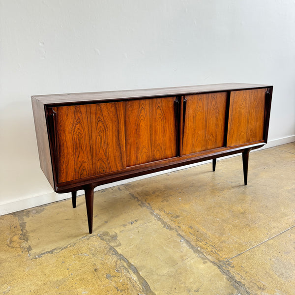 Danish Modern sideboard in Rosewood by Gunni Omann