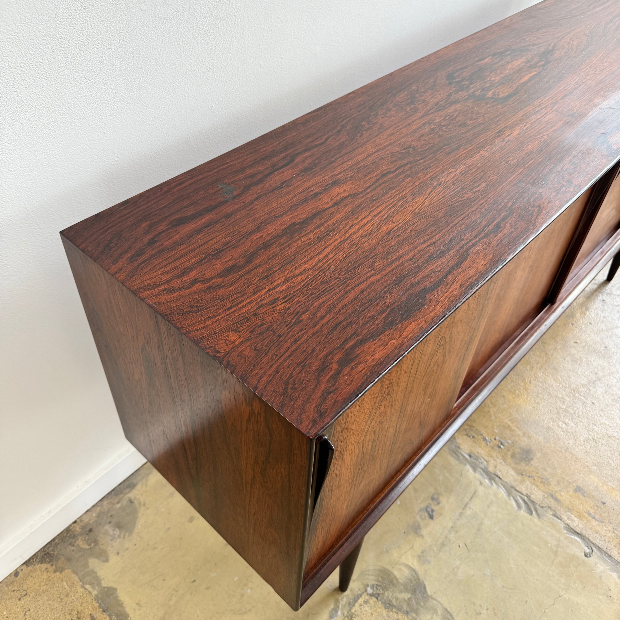 Danish Modern sideboard in Rosewood by Gunni Omann