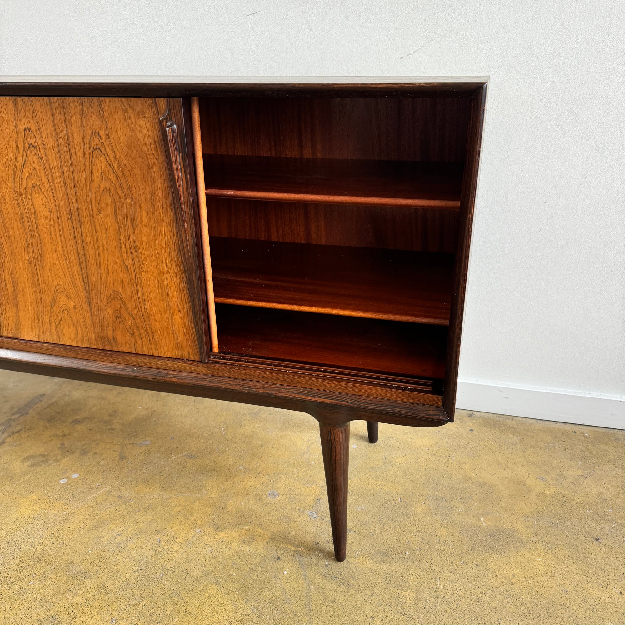 Danish Modern sideboard in Rosewood by Gunni Omann