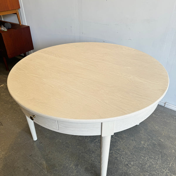 Serena and Lily Beach House Expandable Dining Table