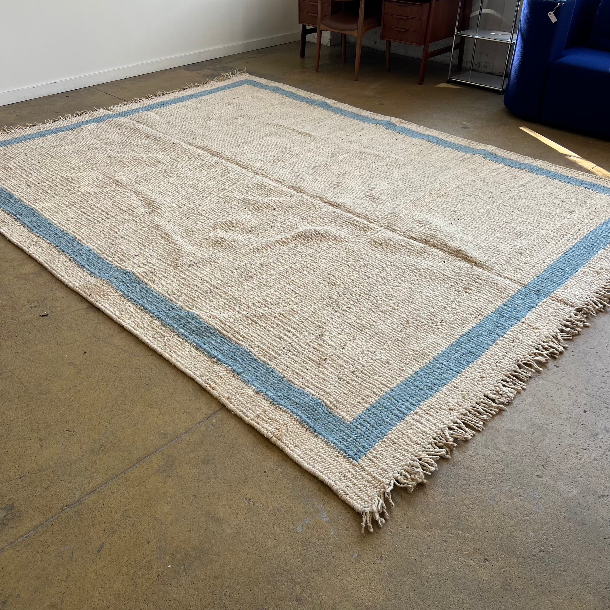 Serena and Lily 9X12 Jute Border Rug (New Condition)