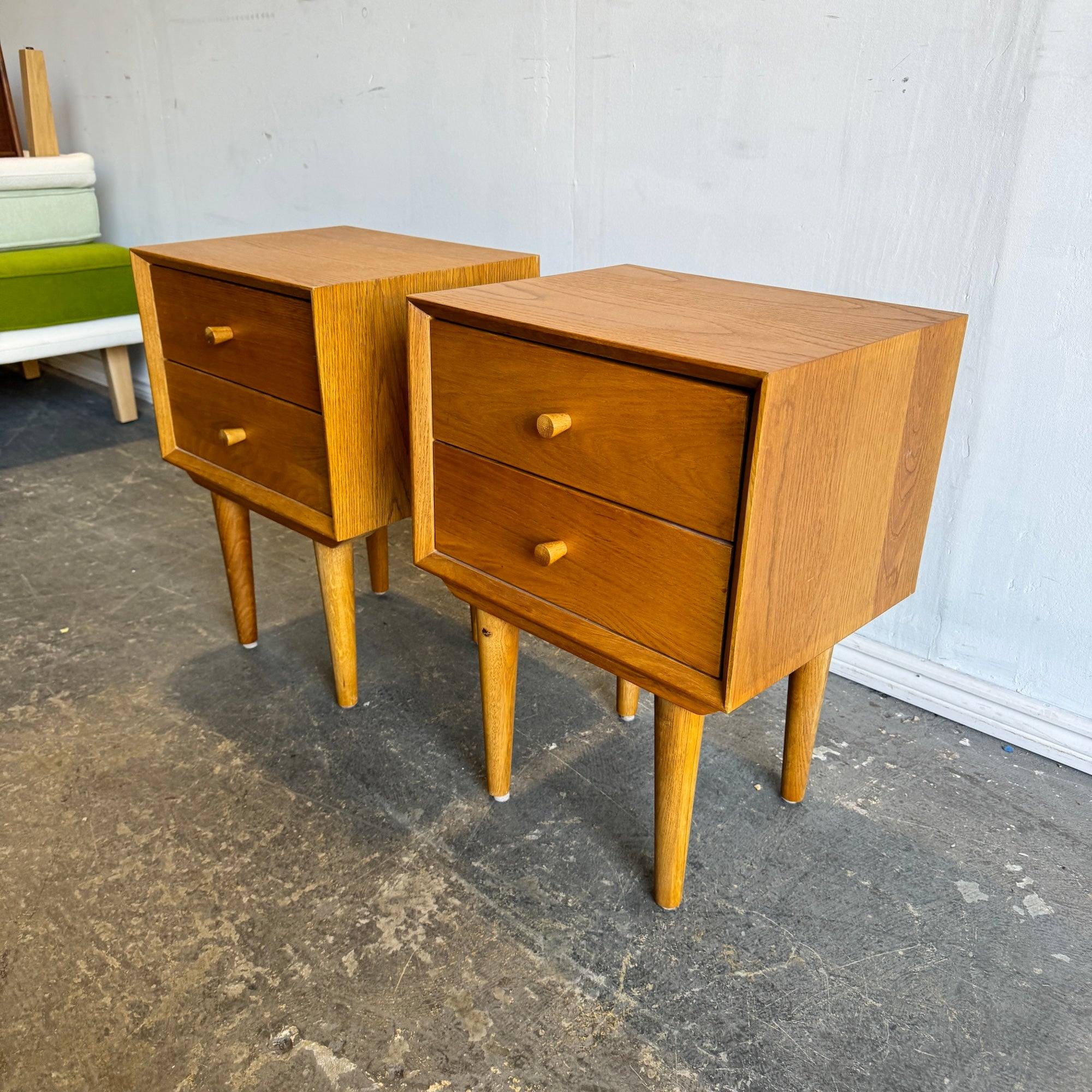 Danish Modern set of 2 solid Oakwood Nightstands