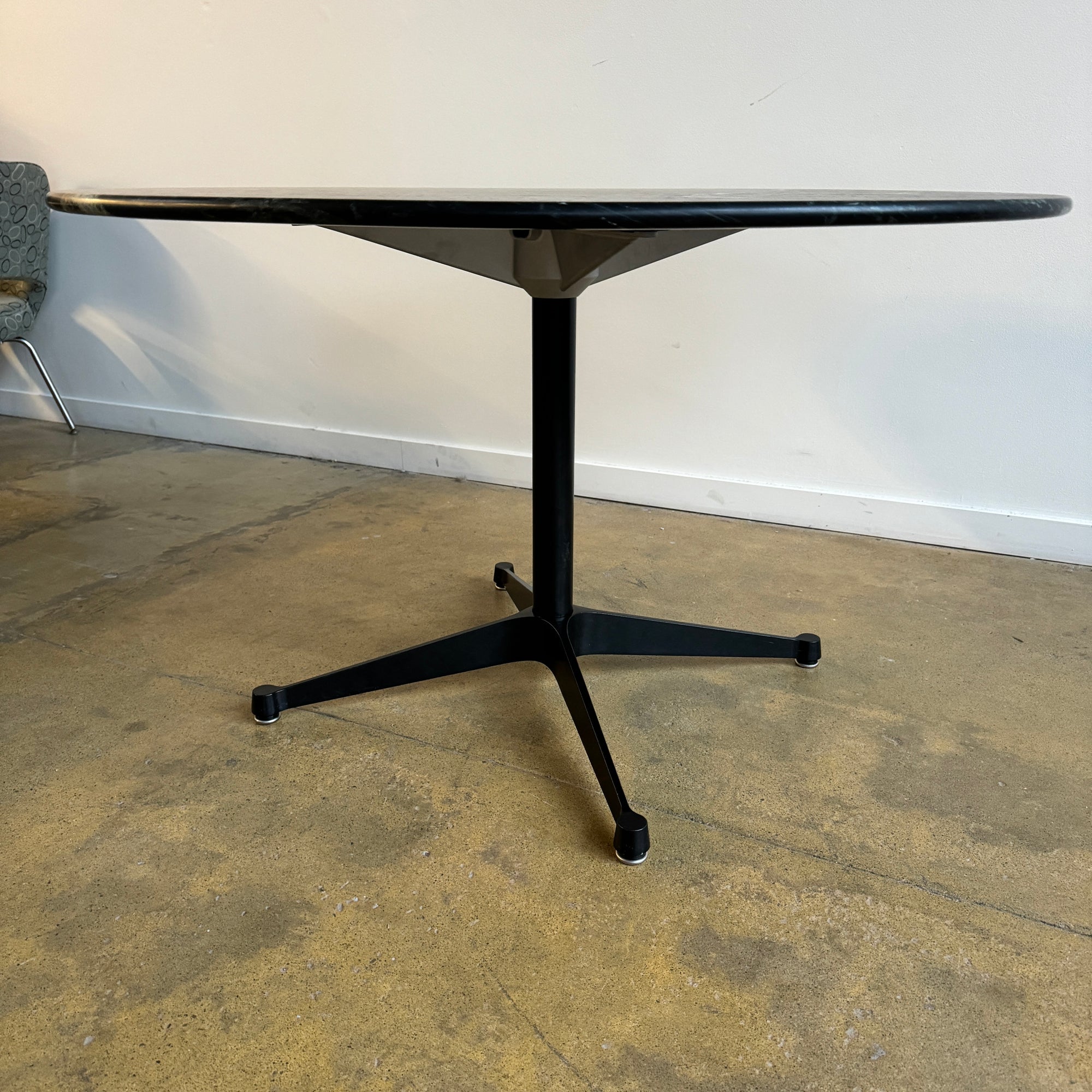 Rare! Herman Miller Eames Wisconsin Marble Round Dining Table