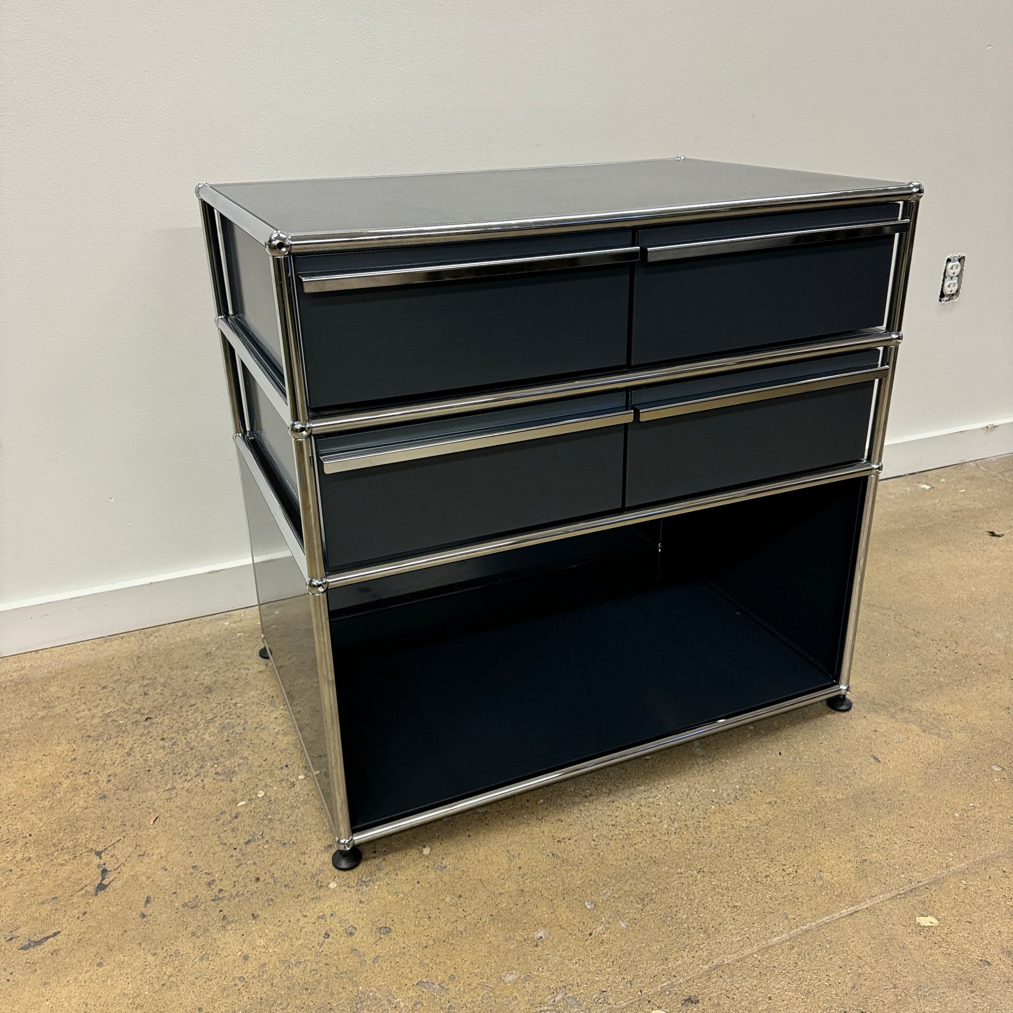 USM Haller Custom 4 Drawer Storage Unit (Anthracite Grey)