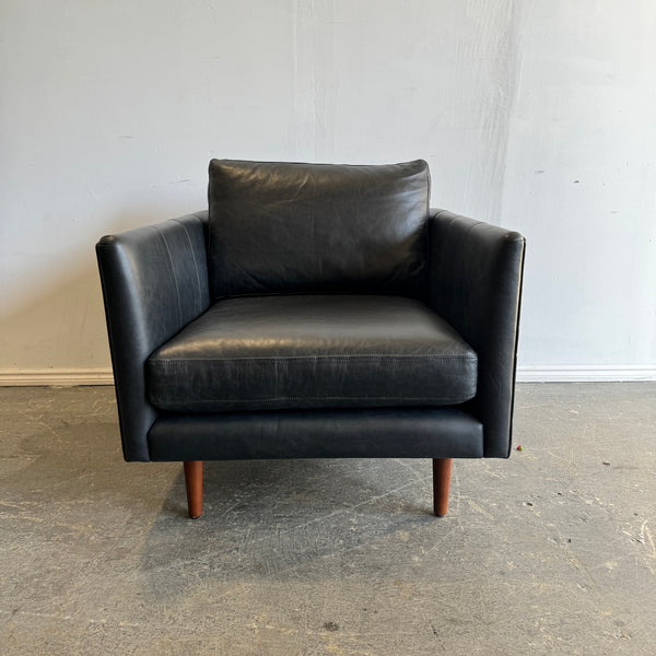 Article Burrard Leather lounge Chair