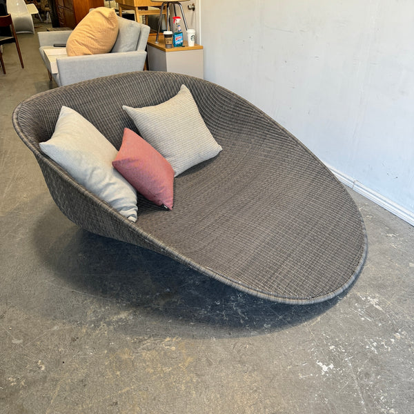 Janus et Cie Fibonacci Vantana Double Chaise