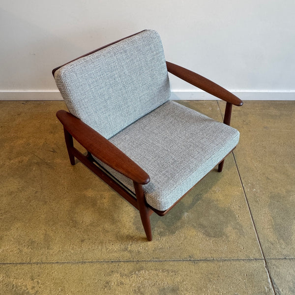 Danish Modern 1960s MM Moreddi Teak Lounge Chair (New Upholstery)