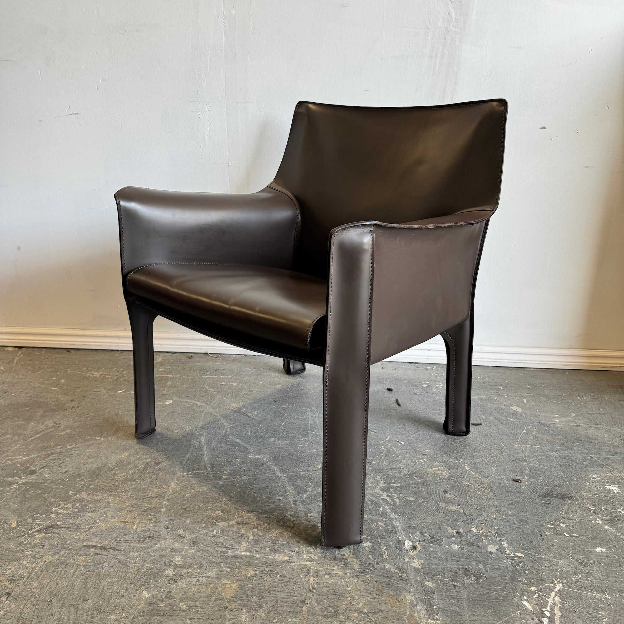 Cassina best sale leather chairs