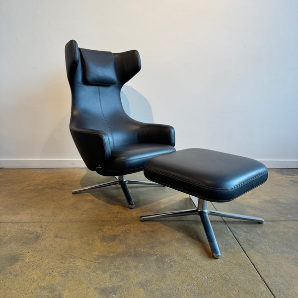 Vitra Repos Leather Recliner chair & Ottoman by Antonio Citterio